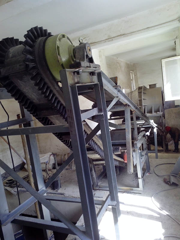 裙邊皮帶機 內蒙托克托縣安裝現場